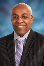 Photograph of Senator  Kwame Raoul (D)
